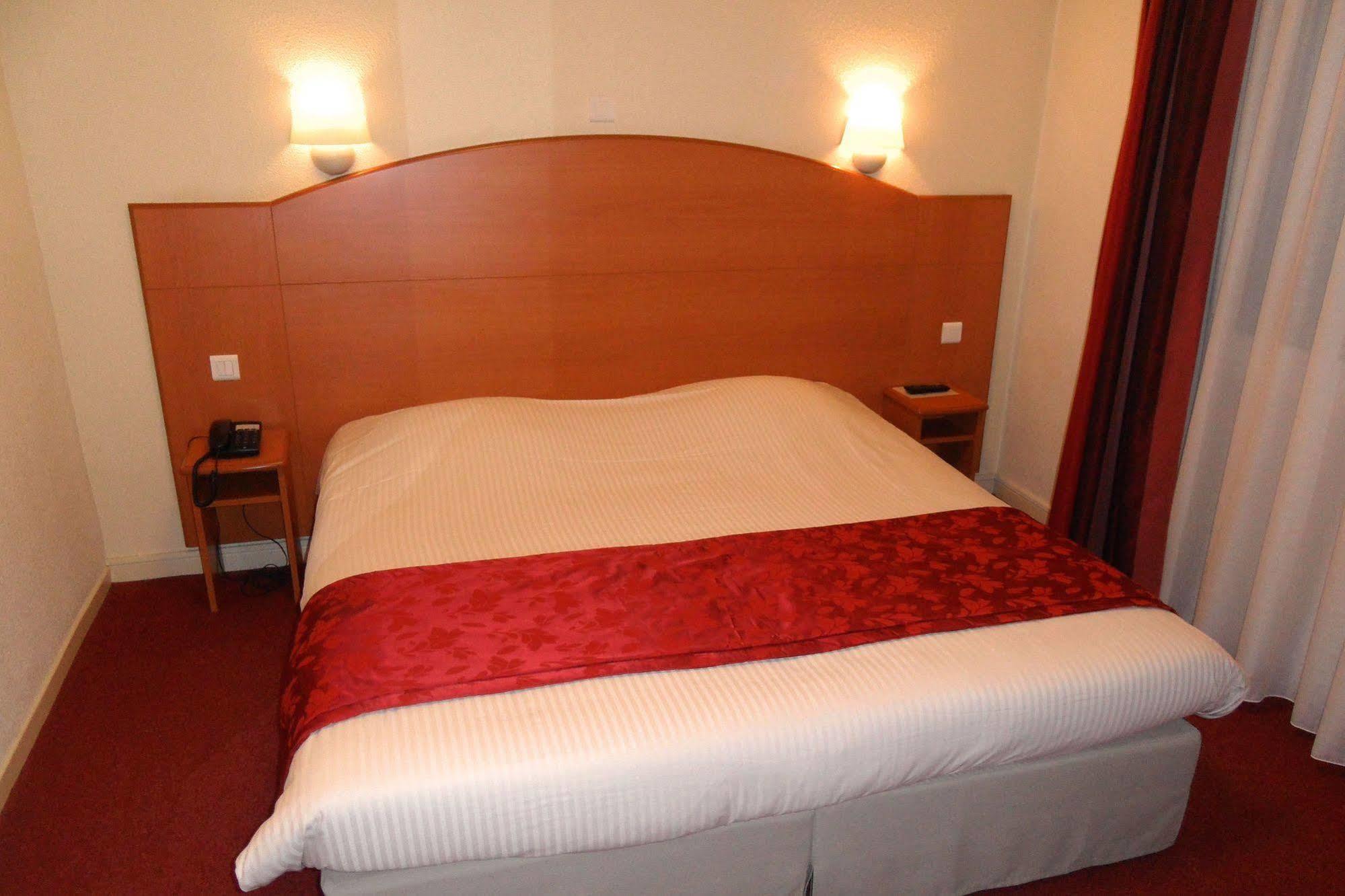 Comfort Hotel Cecil Metz Gare Exterior foto